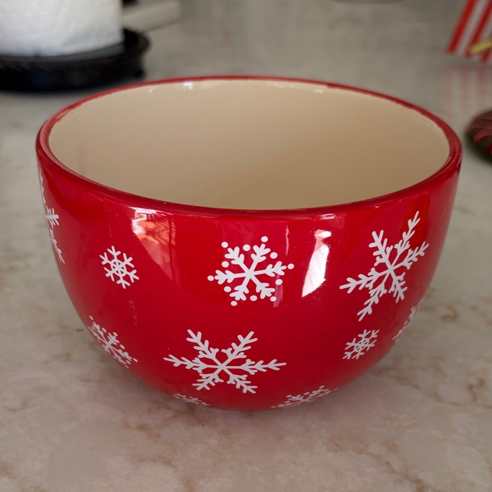Red Snowflake Holiday Bowl